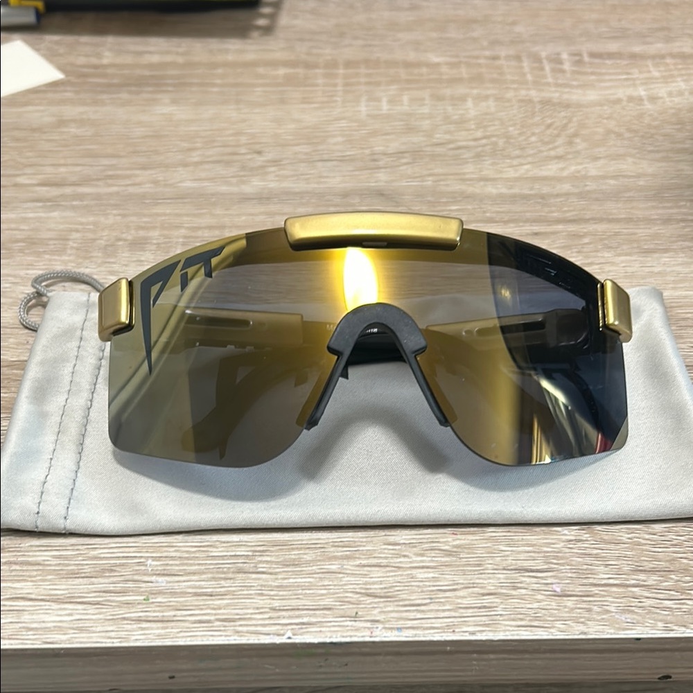 Authentic gold pit vipers